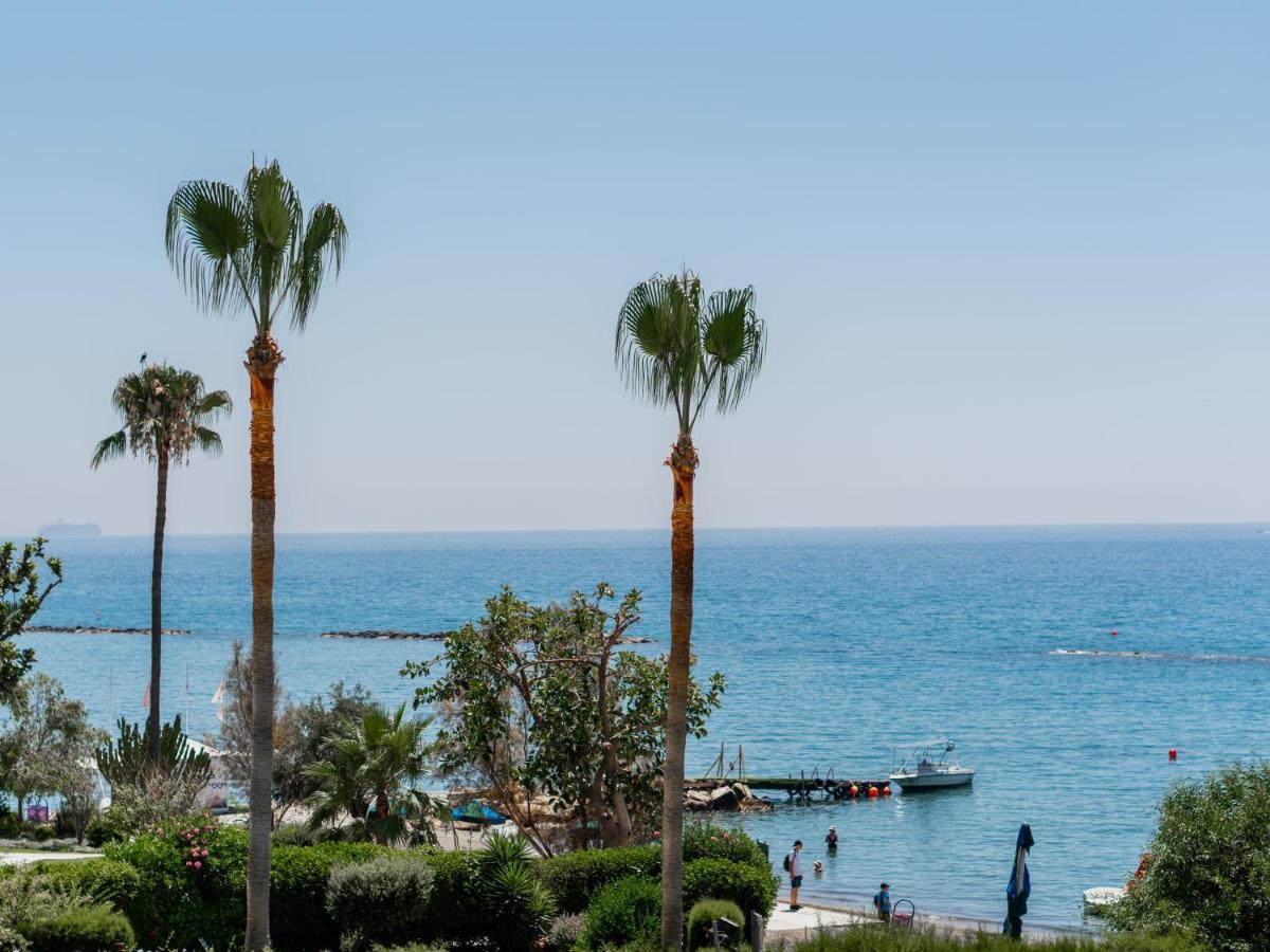 Sanders Ermitage On The Beach - Delightful 1-Bedroom Apartment With Sea View 利马索尔 外观 照片