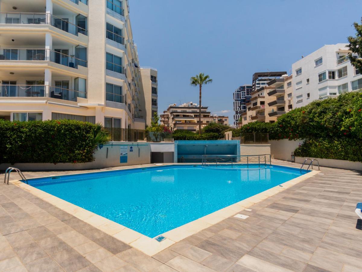 Sanders Ermitage On The Beach - Delightful 1-Bedroom Apartment With Sea View 利马索尔 外观 照片