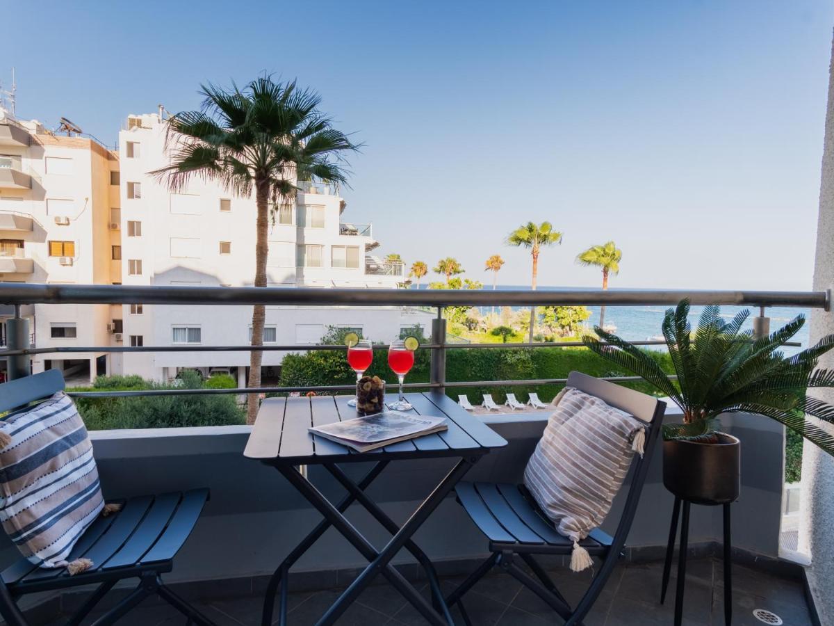 Sanders Ermitage On The Beach - Delightful 1-Bedroom Apartment With Sea View 利马索尔 外观 照片