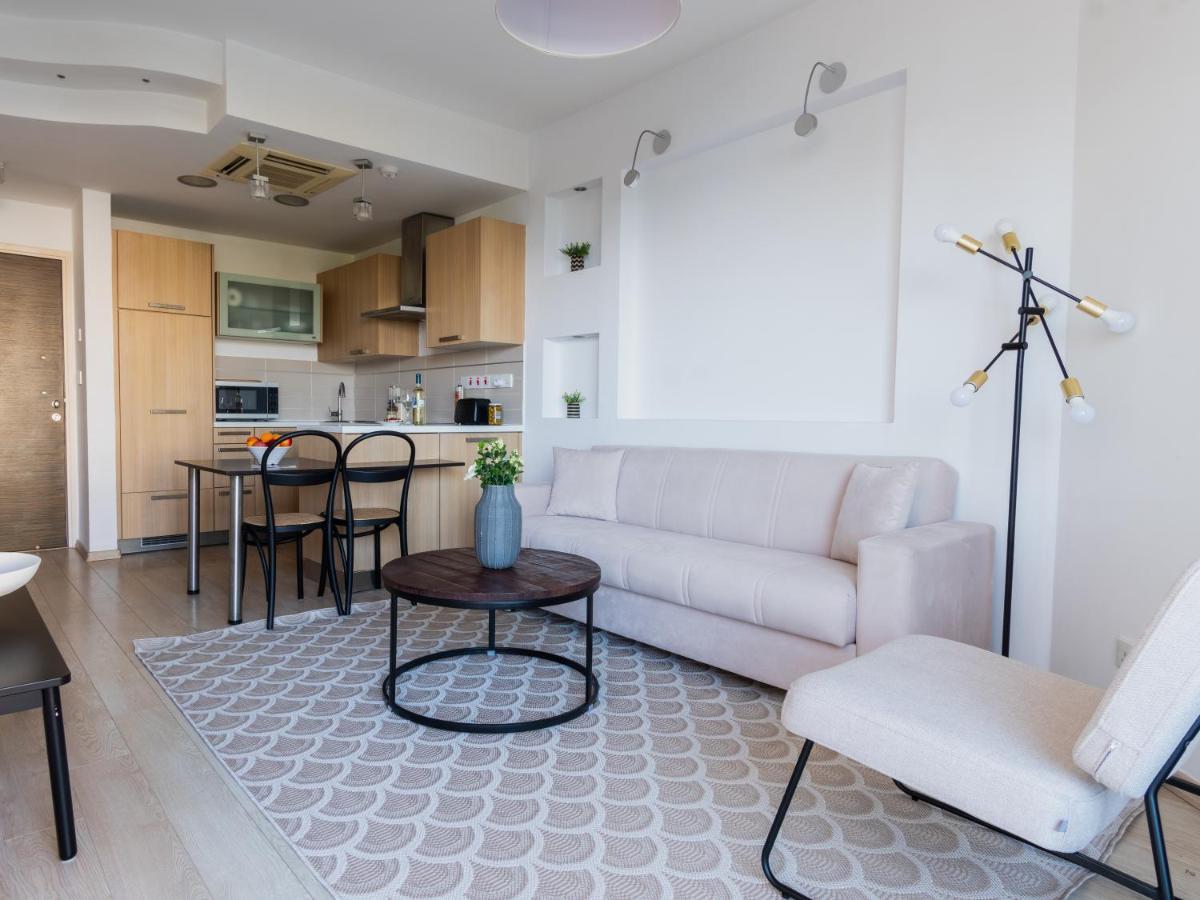 Sanders Ermitage On The Beach - Delightful 1-Bedroom Apartment With Sea View 利马索尔 外观 照片