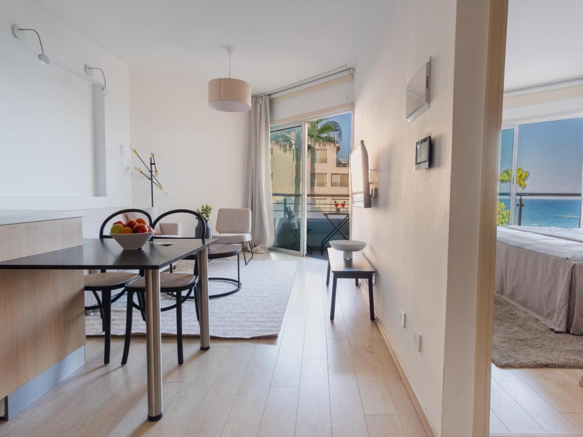 Sanders Ermitage On The Beach - Delightful 1-Bedroom Apartment With Sea View 利马索尔 外观 照片